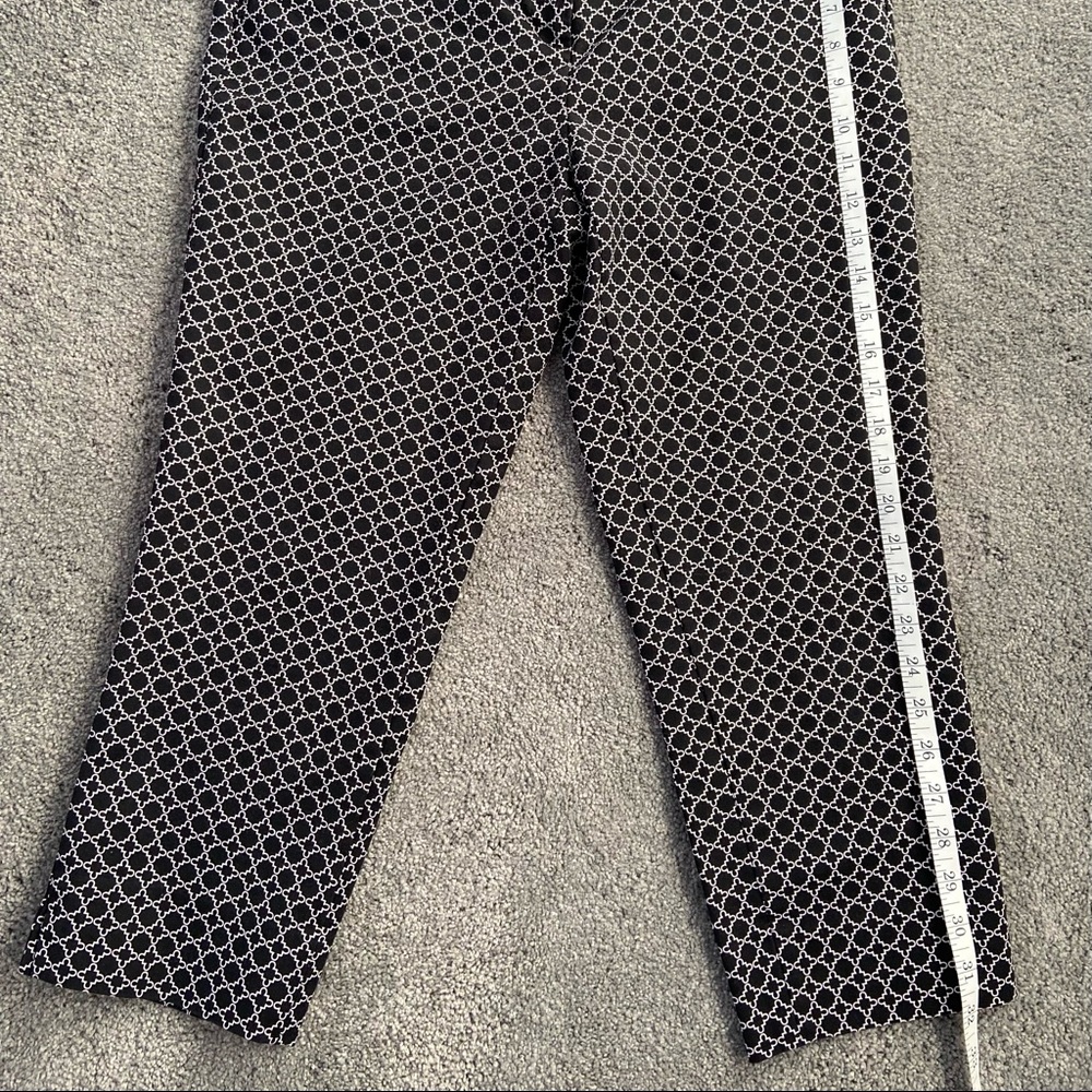 Capri pants